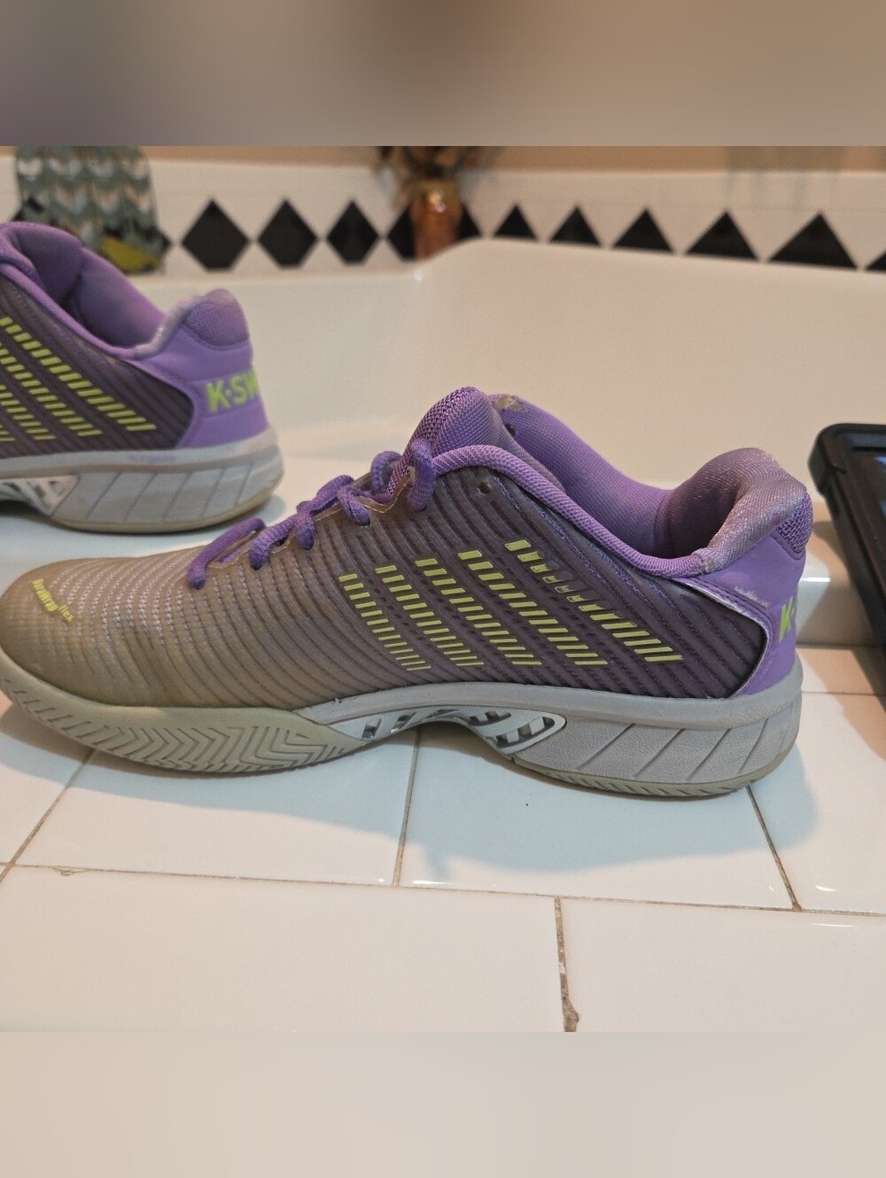 K-Swiss Womens Hypercourt Express 2 Hard Court Tennis Pickleball Shoes Sz 8.5M - Picture 6 of 14